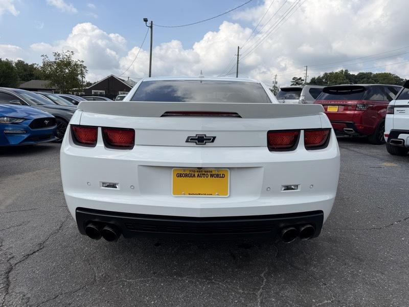 Chevrolet Camaro Coupe ZL1 2013