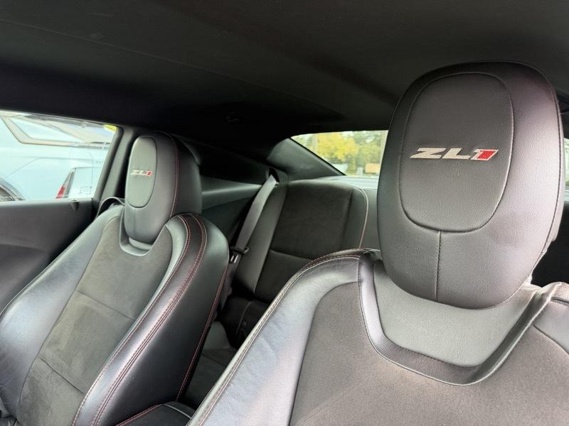 Chevrolet Camaro Coupe ZL1 2013