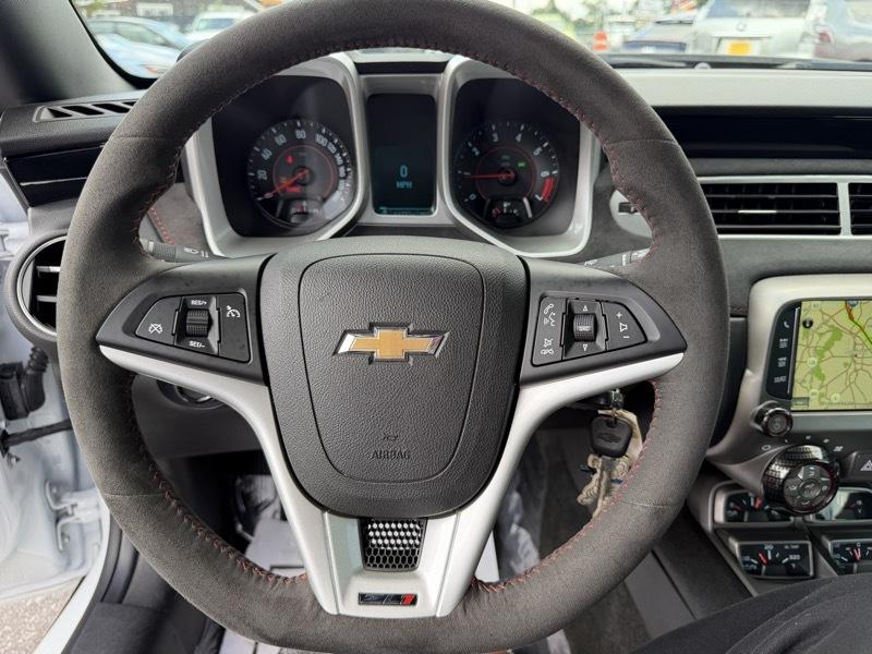 Chevrolet Camaro Coupe ZL1 2013