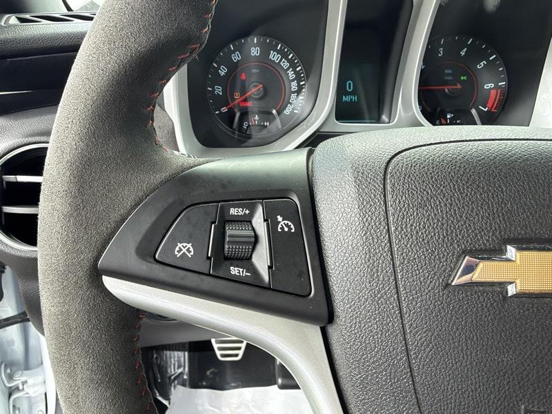 Chevrolet Camaro Coupe ZL1 2013