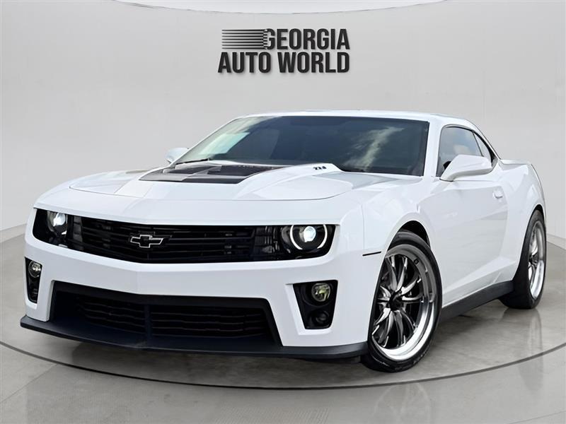 Chevrolet Camaro Coupe ZL1 2013
