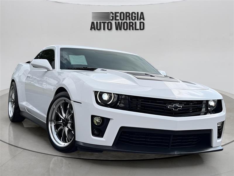 Chevrolet Camaro Coupe ZL1 2013