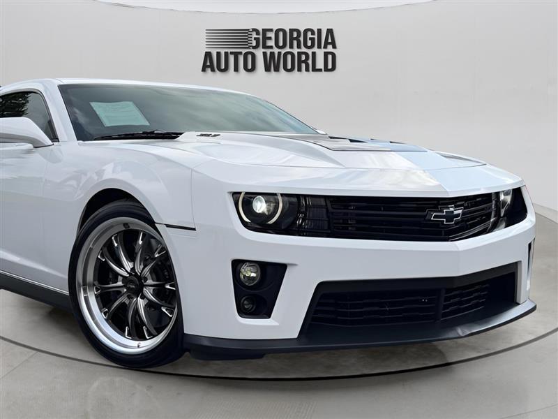 Chevrolet Camaro Coupe ZL1 2013