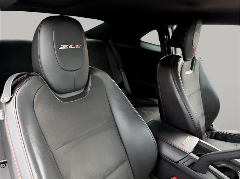 Chevrolet Camaro Coupe ZL1 2013