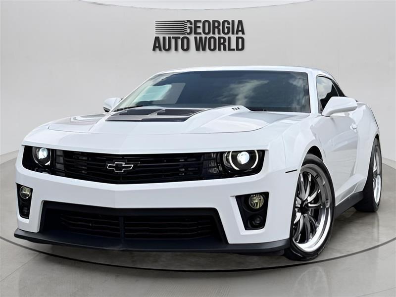 Chevrolet Camaro Coupe ZL1 2013