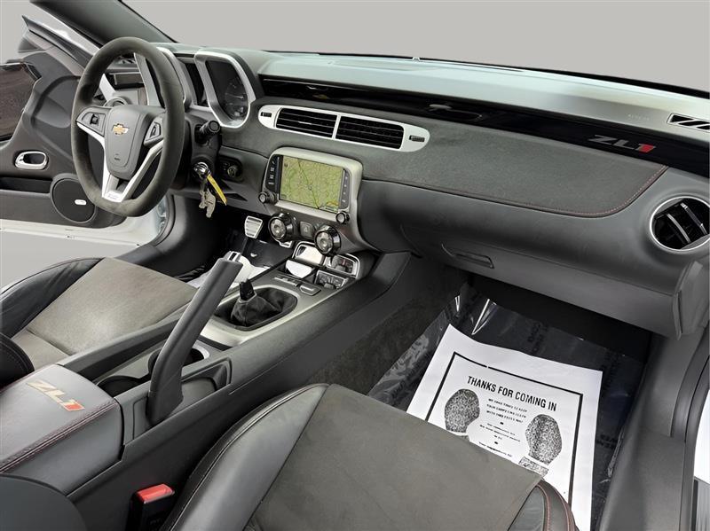 Chevrolet Camaro Coupe ZL1 2013