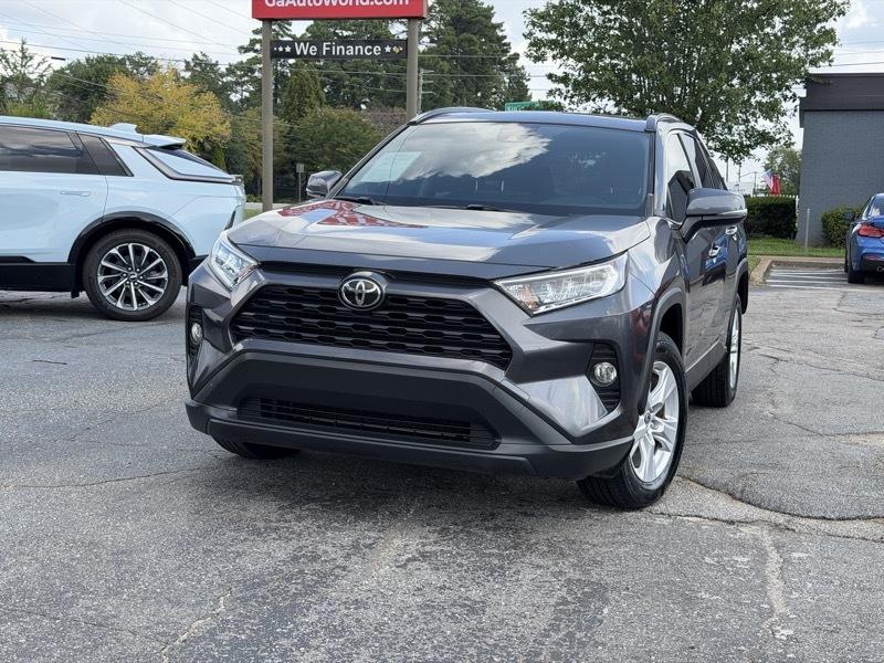 Toyota RAV4 XLE 2019