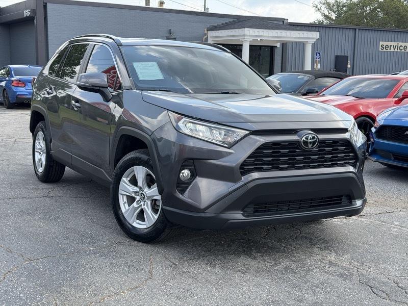 Toyota RAV4 XLE 2019
