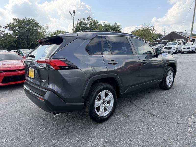 Toyota RAV4 XLE 2019