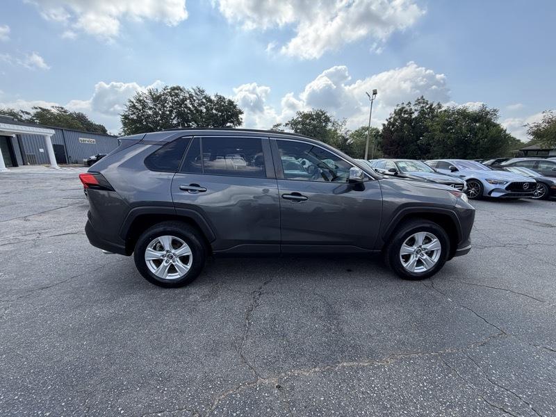 Toyota RAV4 XLE 2019