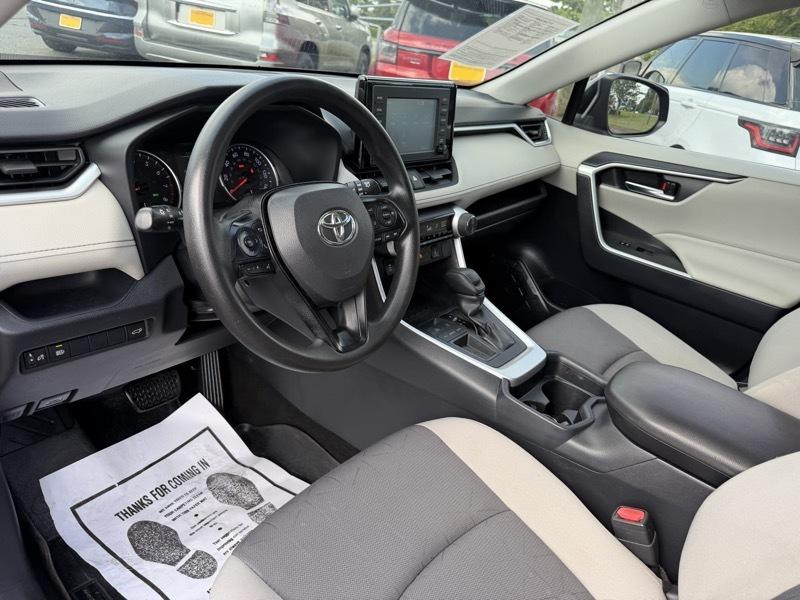 Toyota RAV4 XLE 2019