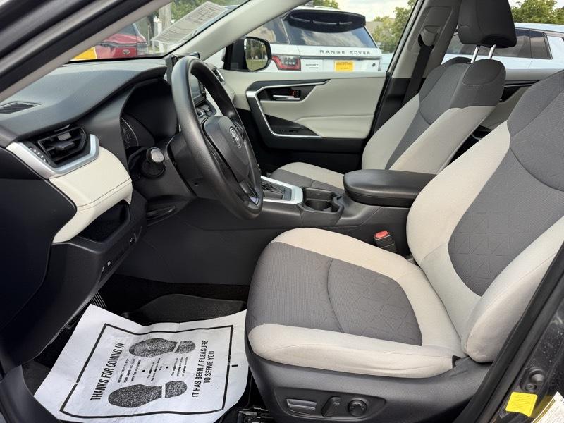 Toyota RAV4 XLE 2019