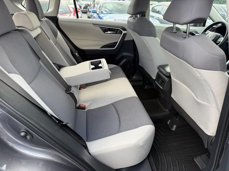Toyota RAV4 XLE 2019