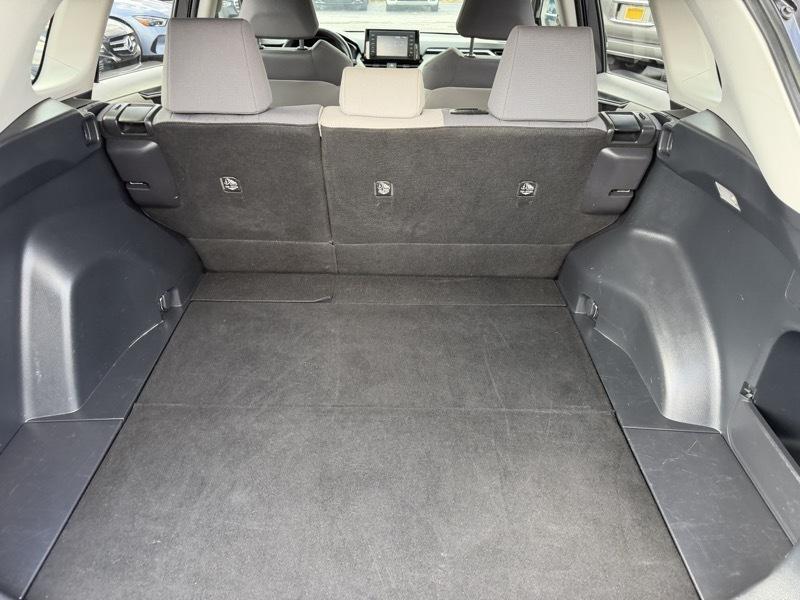 Toyota RAV4 XLE 2019