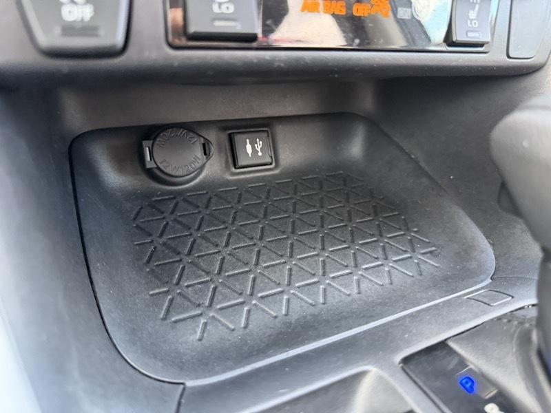 Toyota RAV4 XLE 2019