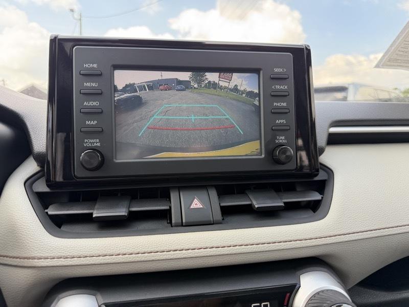 Toyota RAV4 XLE 2019