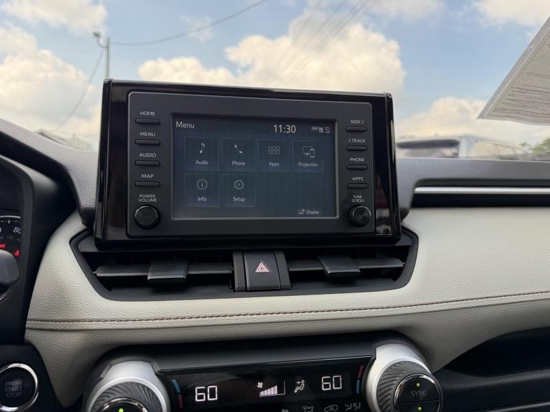 Toyota RAV4 XLE 2019