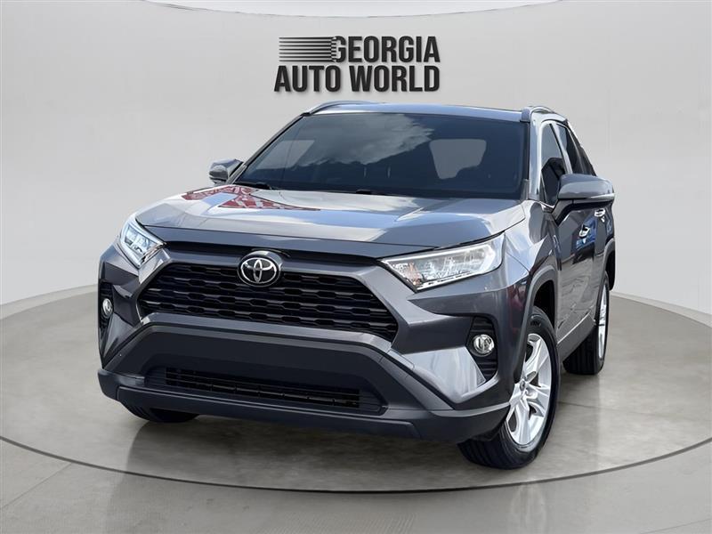 Toyota RAV4 XLE 2019