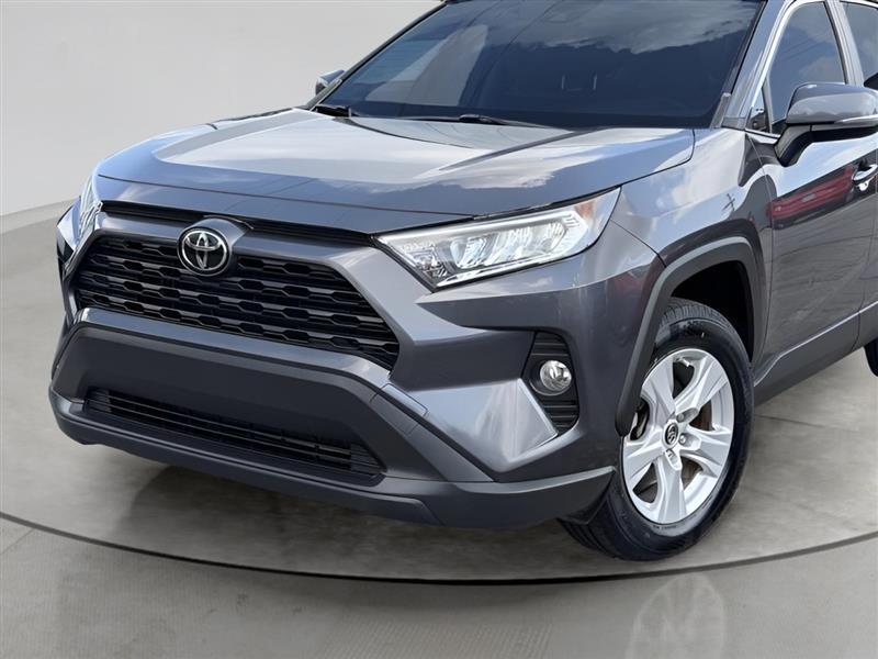 Toyota RAV4 XLE 2019
