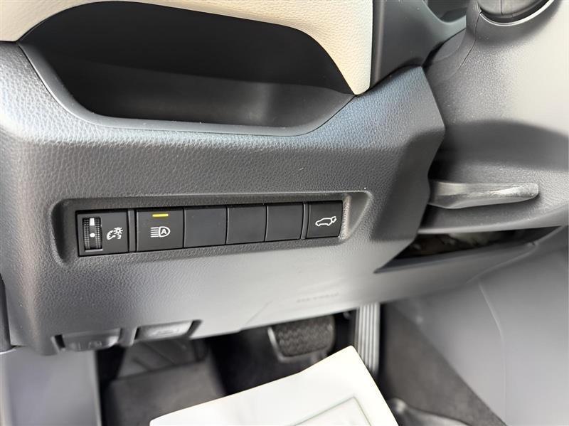 Toyota RAV4 XLE 2019