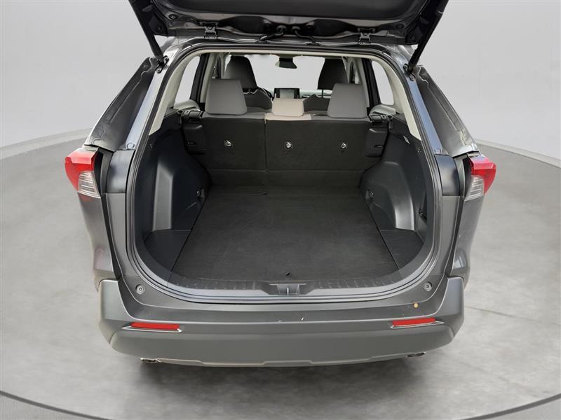 Toyota RAV4 XLE 2019