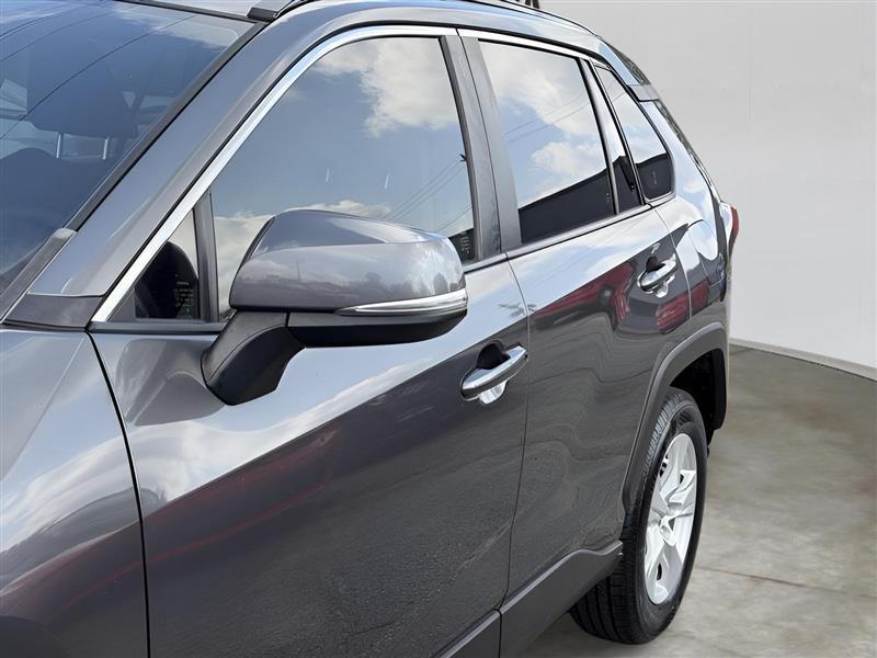 Toyota RAV4 XLE 2019