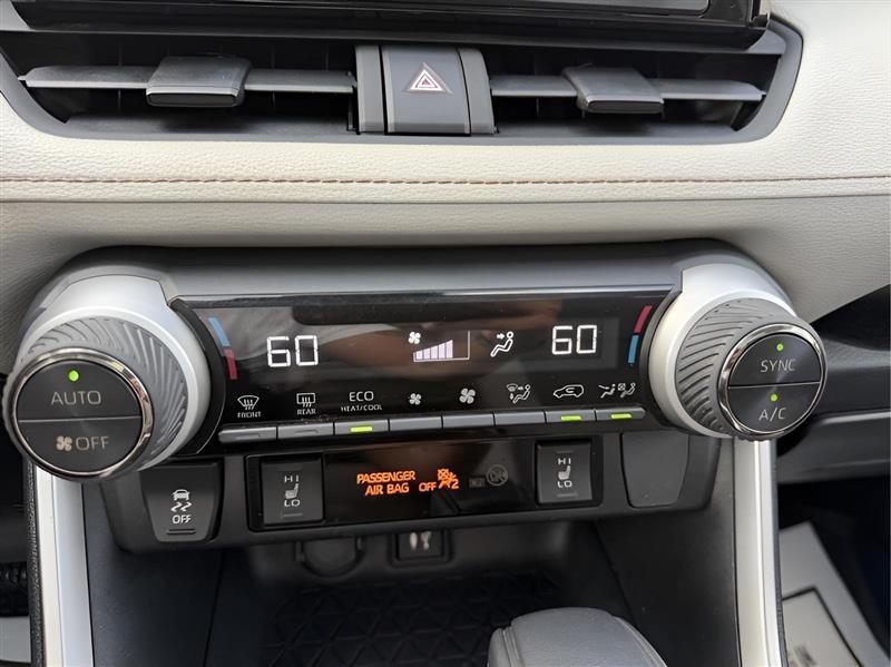 Toyota RAV4 XLE 2019