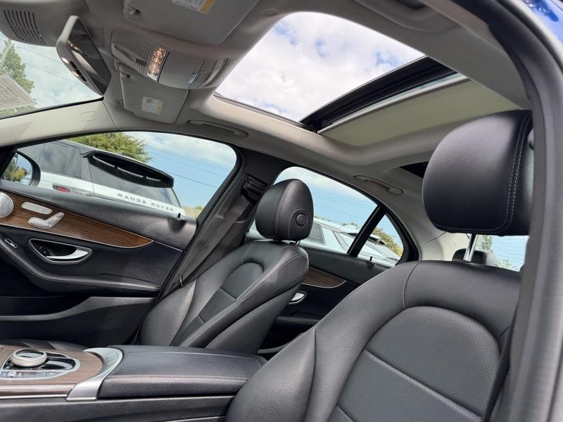 Mercedes-Benz C-Class C300 4MATIC Sedan 2020