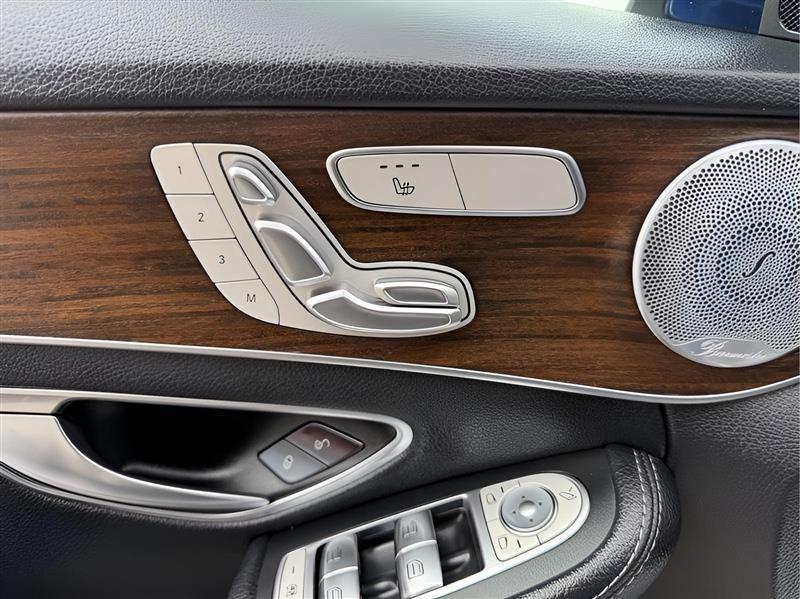 Mercedes-Benz C-Class C300 4MATIC Sedan 2020