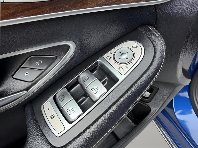 Mercedes-Benz C-Class C300 4MATIC Sedan 2020