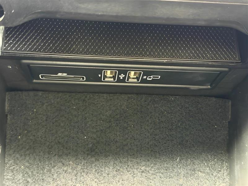 Mercedes-Benz C-Class C300 4MATIC Sedan 2020