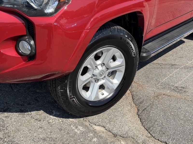 Toyota 4Runner SR5 4WD 2016