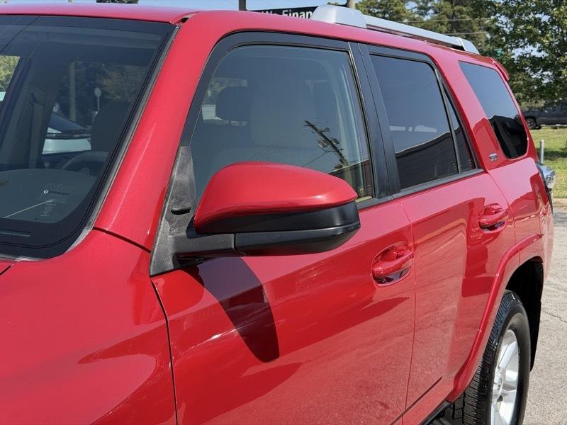 Toyota 4Runner SR5 4WD 2016