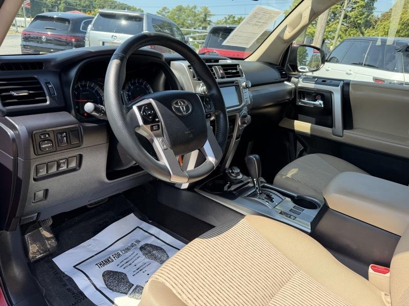 Toyota 4Runner SR5 4WD 2016