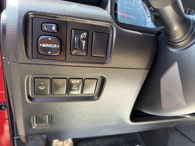 Toyota 4Runner SR5 4WD 2016