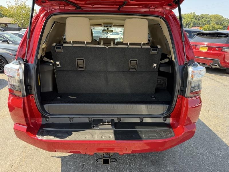 Toyota 4Runner SR5 4WD 2016