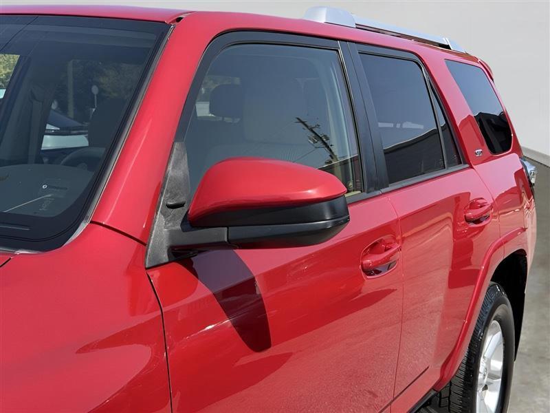 Toyota 4Runner SR5 4WD 2016