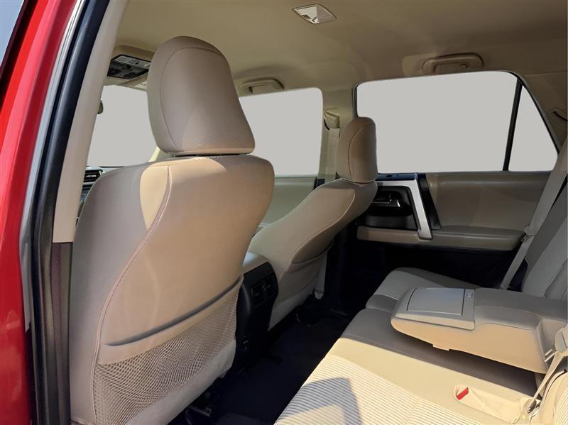 Toyota 4Runner SR5 4WD 2016