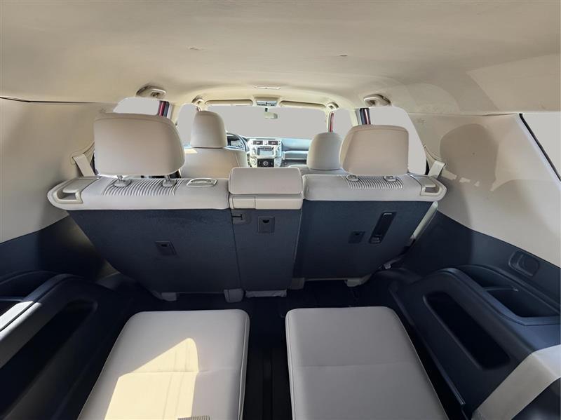 Toyota 4Runner SR5 4WD 2016