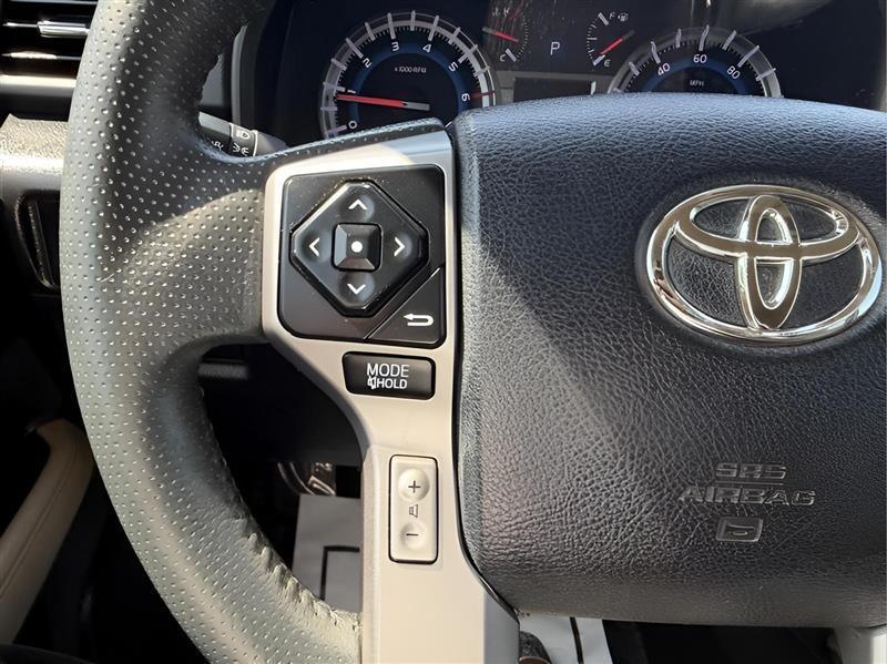 Toyota 4Runner SR5 4WD 2016