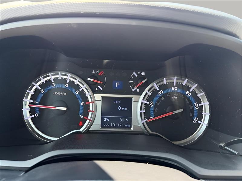 Toyota 4Runner SR5 4WD 2016
