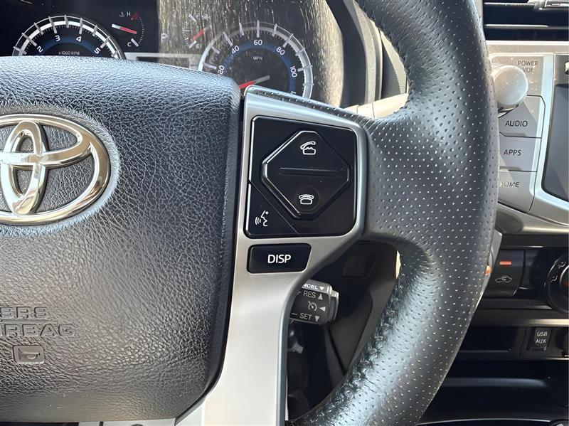 Toyota 4Runner SR5 4WD 2016
