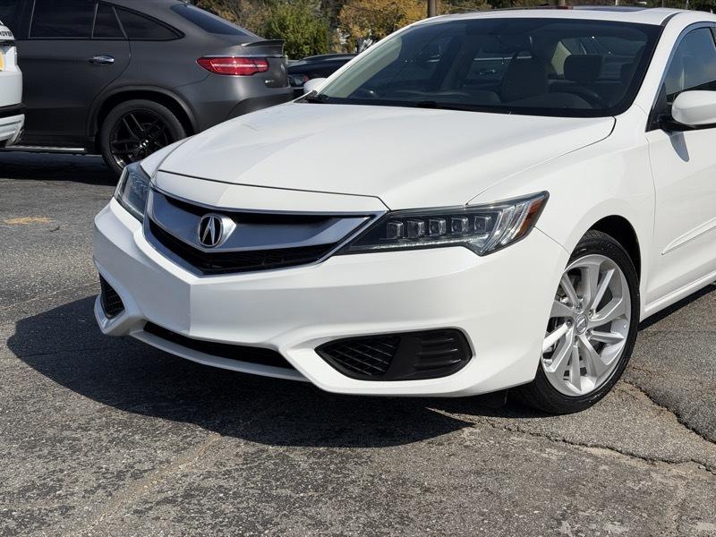 Acura ILX 8-Spd AT w/ Premium Package 2017