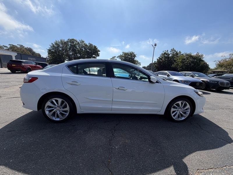 Acura ILX 8-Spd AT w/ Premium Package 2017