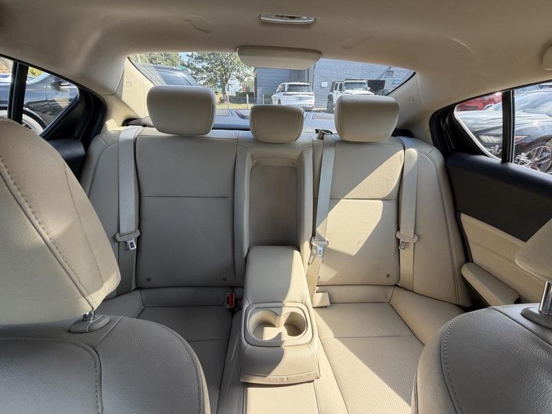 Acura ILX 8-Spd AT w/ Premium Package 2017