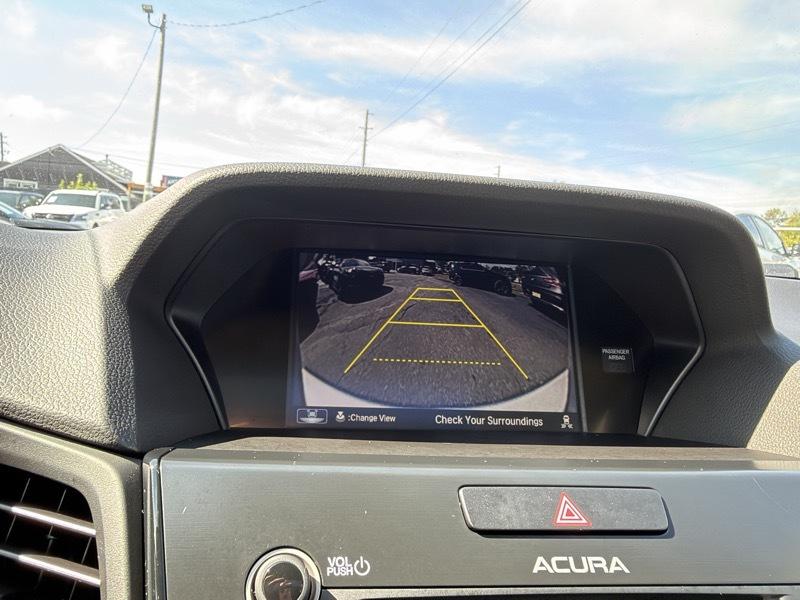 Acura ILX 8-Spd AT w/ Premium Package 2017