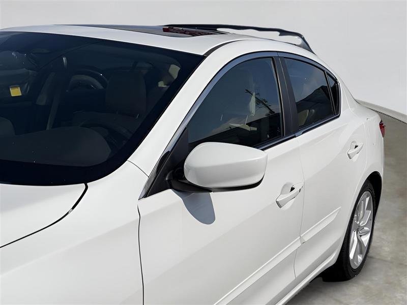 Acura ILX 8-Spd AT w/ Premium Package 2017