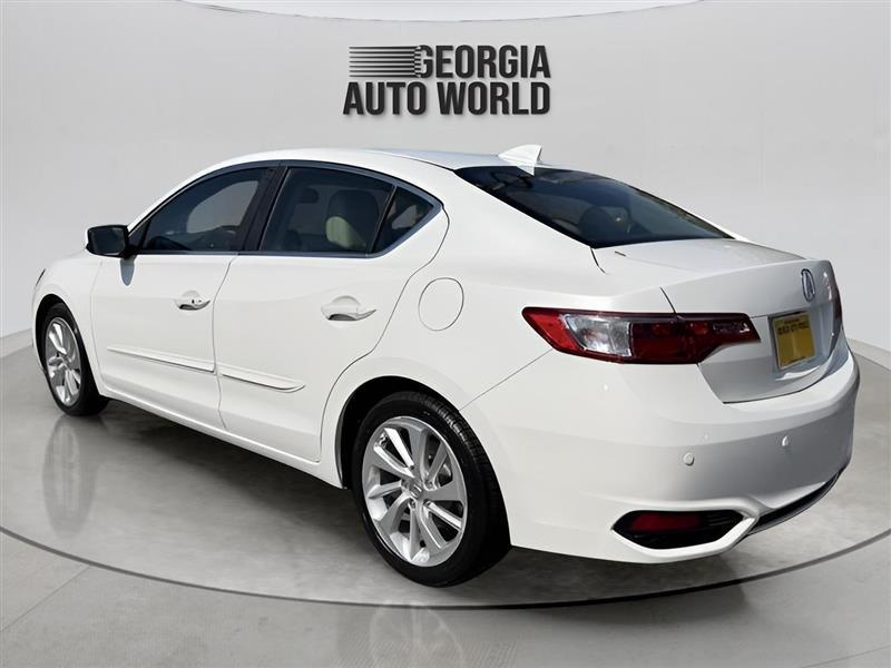 Acura ILX 8-Spd AT w/ Premium Package 2017