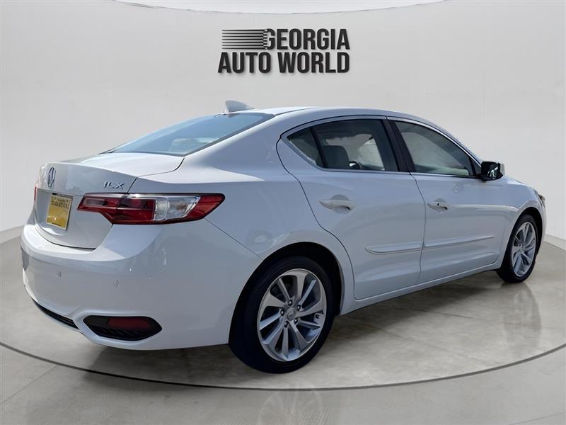 Acura ILX 8-Spd AT w/ Premium Package 2017