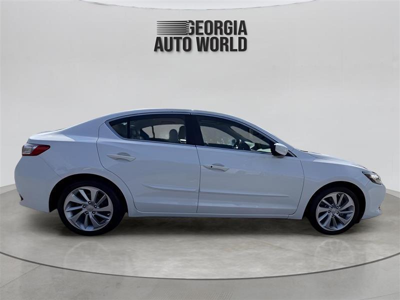 Acura ILX 8-Spd AT w/ Premium Package 2017